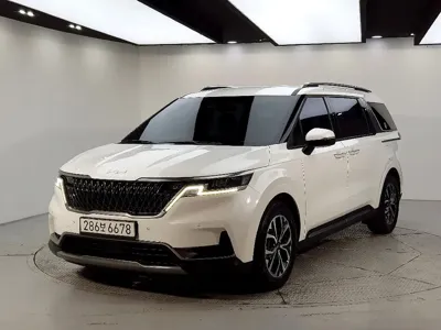 Kia Canival · 2022 год