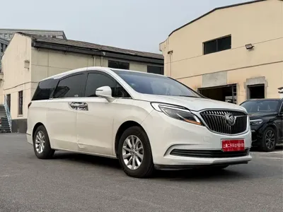 Buick GL8 2017, 125000 км, за 57000 CNY
