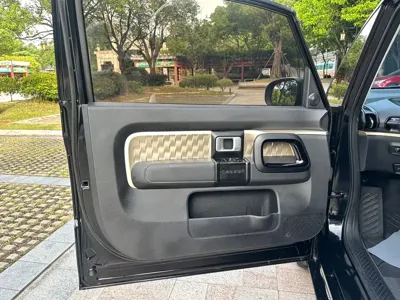 Baojun KiWi EV 2022, 105000 км, за 35800 CNY - фото 11