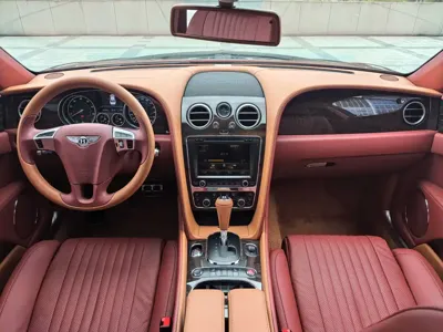 Bentley Flying Spur 2018, 42000 км, за 888000 CNY - фото 7