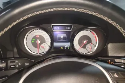 Mercedes-Benz GLA 2015, 34000 км, за 53771.94 CNY - фото 11