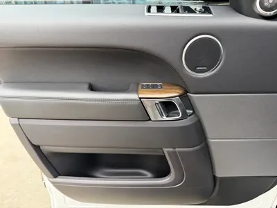 Land Rover Sport PHEV 2018, 79000 км, за 208800 CNY - фото 7