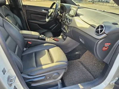 Mercedes-Benz B-Class 2017, 195525 км, за 7900000 KRW - фото 12