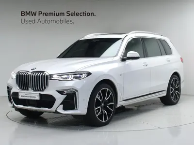 BMW X7 · 2022 год