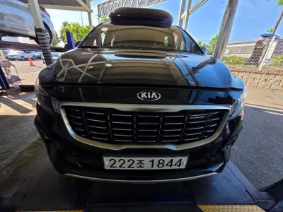Kia Canival 2019, 121267 км, за 14990000 KRW - фото 1