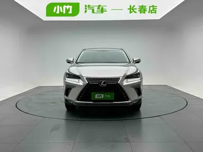 Lexus NX 2020, 31000 км, за 179800 CNY - фото 2