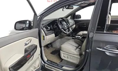 Kia Canival 2016, 149370 км, за 9800000 KRW - фото 10
