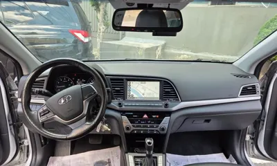 Hyundai Avante 2018, 96050 км, за 9200000 KRW - фото 12