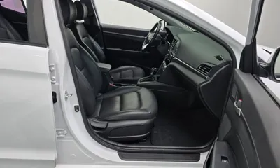 Hyundai Avante 2019, 99359 км, за 12800000 KRW - фото 11