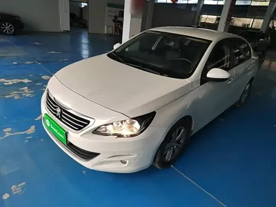 Peugeot 408 2015, 54500 км, за 19600 CNY