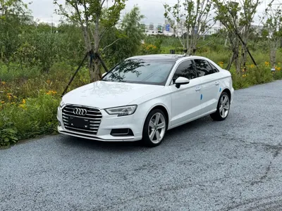 Audi A3 2018, 96000 км, за 63000 CNY - фото 1