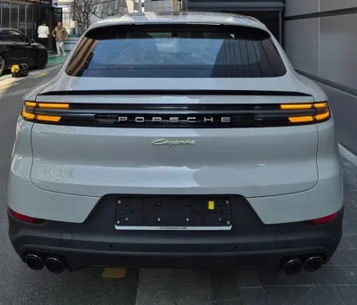 Porsche Cayenne 2026, 3000 км, за 178000000 KRW