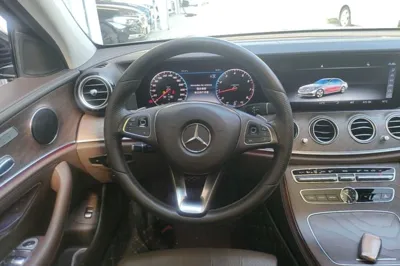 Mercedes-Benz E-Class 2018, 100900 км, за 148548.25 CNY - фото 13
