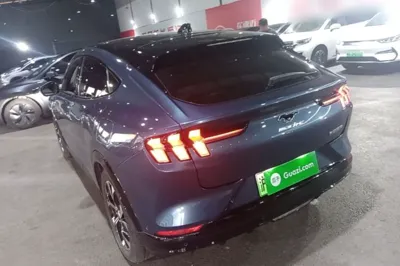 Ford Mustang Mach-E 2021, 38000 км, за 115014.84 CNY