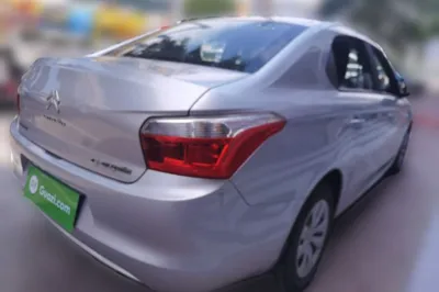 Citroen Elysee 2016, 100200 км, за 25973.59 CNY