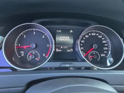 Volkswagen Golf 2014, 88385 км, за 8990000 KRW - фото 9