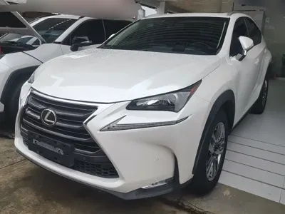 Lexus NX · 2015 год