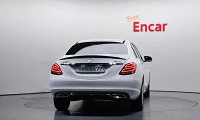 Mercedes-Benz C-Class 2018, 135010 км, за 15790000 KRW