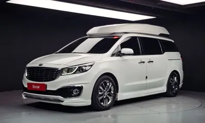 Kia Canival · 2017 год