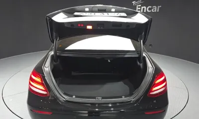 Mercedes-Benz E-Class 2018, 53716 км, за 21500000 KRW - фото 20