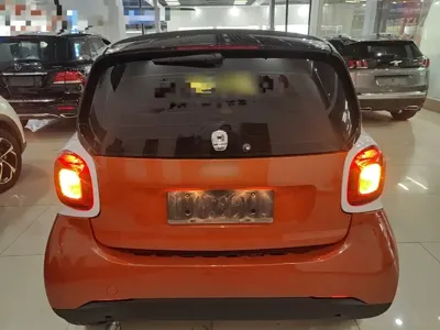Smart Smart Fortwo 2018, 64000 км, за 50800 CNY - фото 6