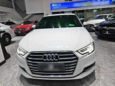 Audi A3 2020, 77300 км, за 60800 CNY - фото 3