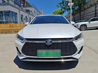 BYD Qin Pro NEV 2020, 57600 км, за 50100 CNY
