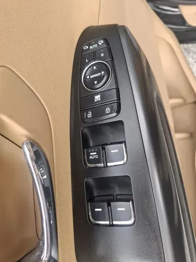 Kia Canival 2018, 257186 км, за 6500000 KRW - фото 20