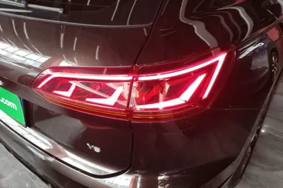 Volkswagen Touareg 2019, 132500 км, за 222103.92 CNY - фото 9