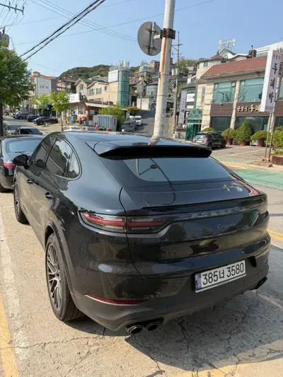Porsche Cayenne 2023, 71000 км, за 93000000 KRW