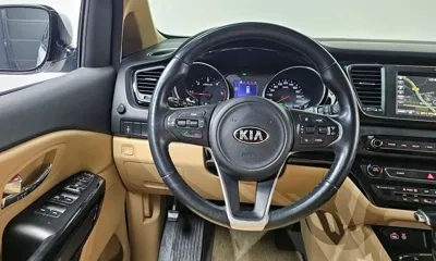 Kia Canival 2017, 113617 км, за 14900000 KRW - фото 11