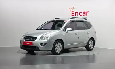 Kia Carens · 2009 год