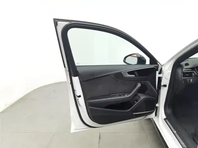 Audi A4L 2023, 70200 км, за 152800 CNY - фото 8