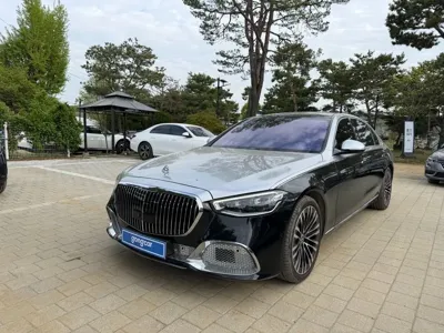 Mercedes-Benz S-Class · 2021 год