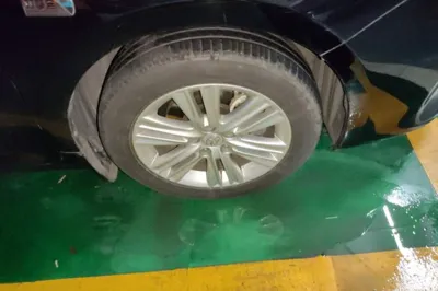Toyota Camry 2015, 107600 км, за 70121.05 CNY - фото 8