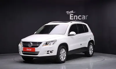 Volkswagen Tiguan · 2011 год