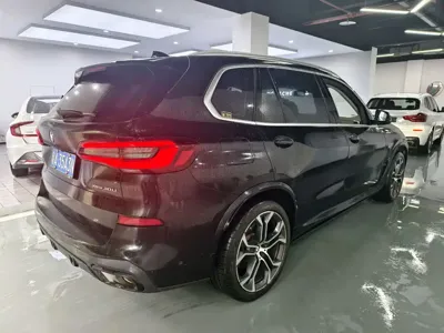 BMW X5 2022, 86000 км, за 299900 CNY - фото 9