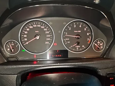 BMW 3 Series 2016, 132300 км, за 59726.96 CNY - фото 12