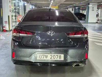 Hyundai Sonata 2018, 115801 км, за 9500000 KRW