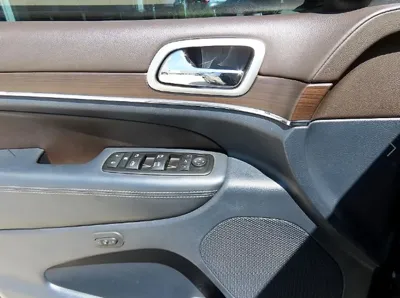 Jeep Cherokee 2015, 204029 км, за 8300000 KRW - фото 11