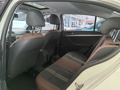 Volkswagen Lavida 2022, 55000 км, за 55800 CNY - фото 9