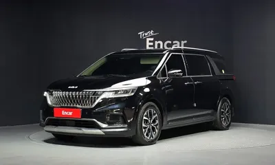 Kia Canival · 2023 год