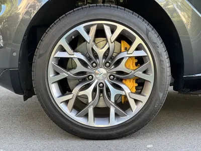Aston Martin DBX 2024, 3000 км, за 1478000 CNY - фото 8