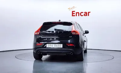 Volvo V40 2016, 98927 км, за 7900000 KRW