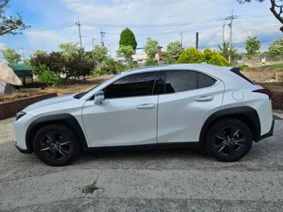 Lexus UX 2025, 14019 км, за 48820000 KRW