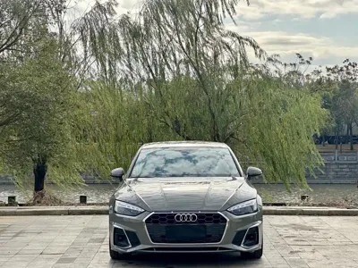 Audi A5 (Import) 2022, 42000 км, за 163000 CNY