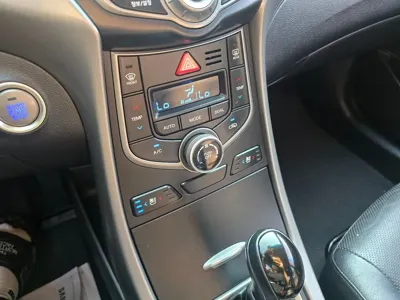 Hyundai Avante 2014, 244847 км, за 2850000 KRW - фото 13