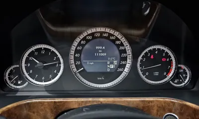 Mercedes-Benz E-Class 2010, 111009 км, за 6300000 KRW - фото 8