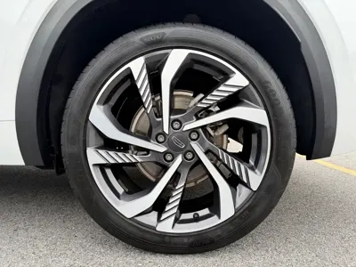 Geely Xingyue L 2023, 21200 км, за 105800 CNY - фото 31