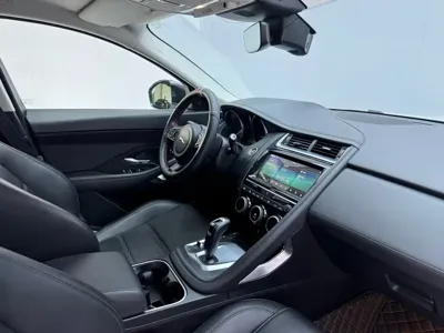 Jaguar E-Pace 2021, 65000 км, за 96800 CNY
